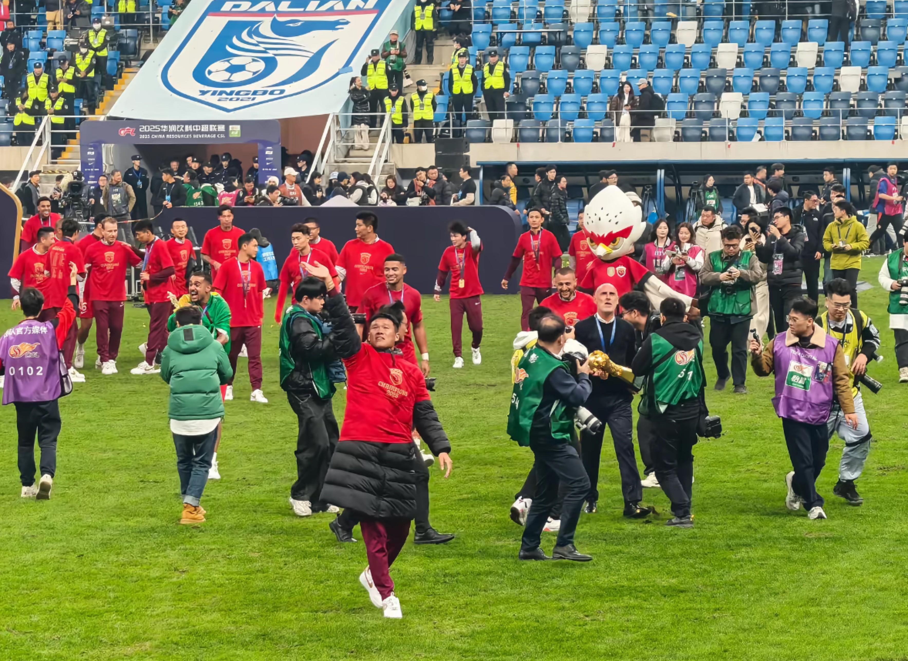 奇异果官网-李昂：我在海港的五年是成功的，最难忘23赛季战平泰山后夺冠