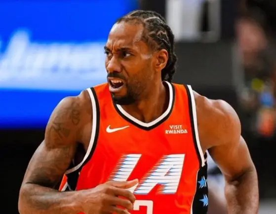 奇异果下载-伦纳德你太狠了！快船尘封了50年的纪录，就这样被你打破了|小卡|西部|洛杉矶快船队|三分球|篮板_新浪体育_新浪新闻